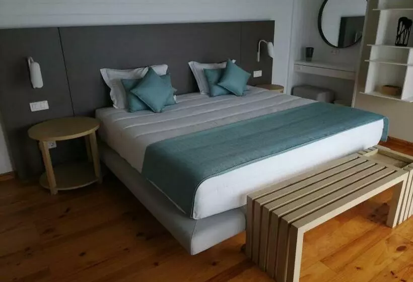 Montebelo Milibangalala Bay Resort