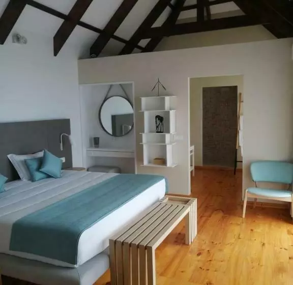 Montebelo Milibangalala Bay Resort