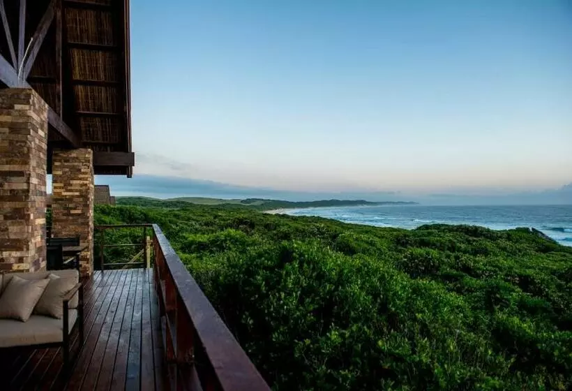 Montebelo Milibangalala Bay Resort