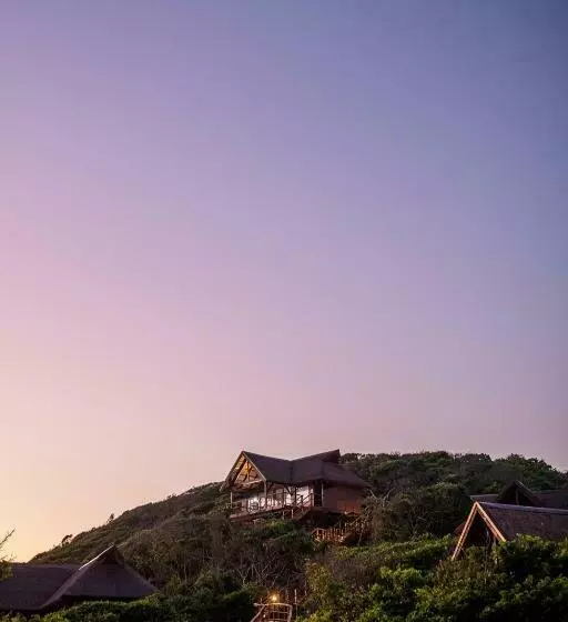 Montebelo Milibangalala Bay Resort