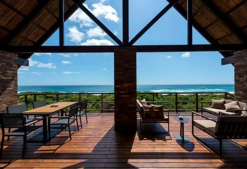 Montebelo Milibangalala Bay Resort