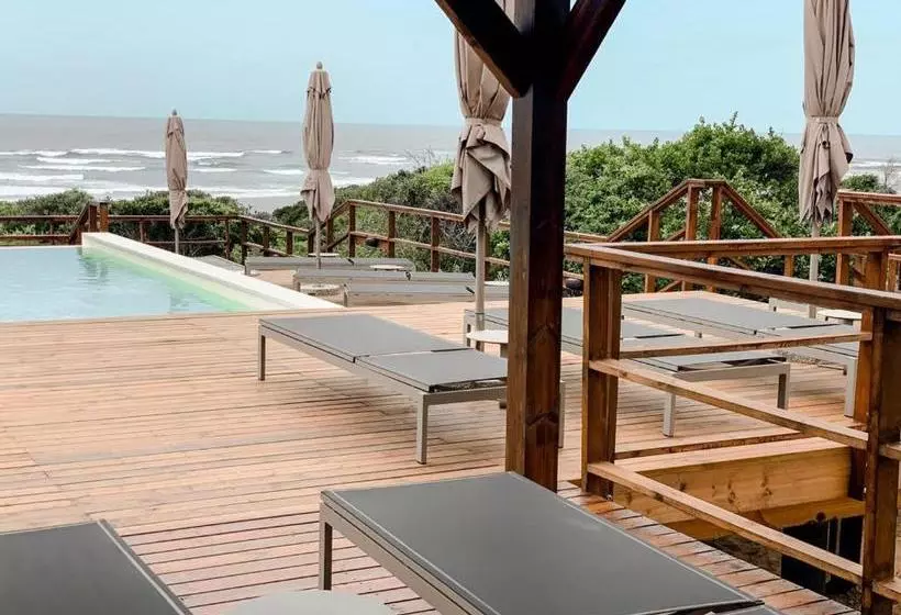 Montebelo Milibangalala Bay Resort