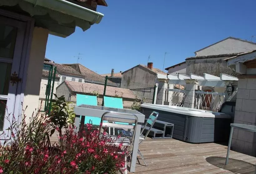 ベッドアンドブレックファースト La Maison Duffour Chambres D Hôtes Avec Petit Déjeuner