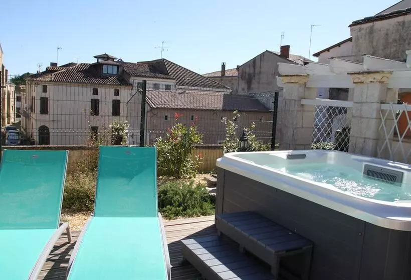 ベッドアンドブレックファースト La Maison Duffour Chambres D Hôtes Avec Petit Déjeuner