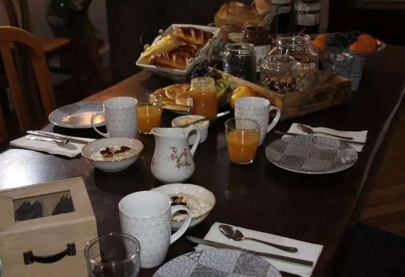 ベッドアンドブレックファースト La Maison Duffour Chambres D Hôtes Avec Petit Déjeuner
