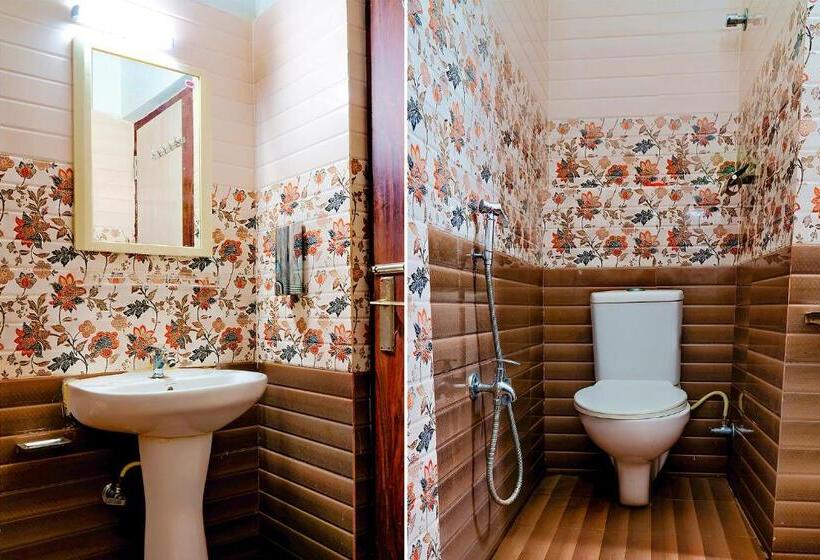 Hotelli The Kanchan Plaza