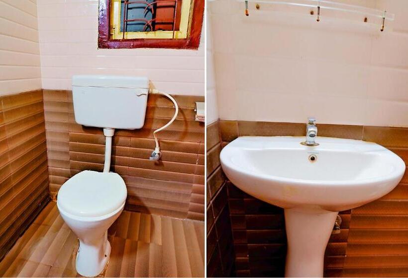 Hotelli The Kanchan Plaza