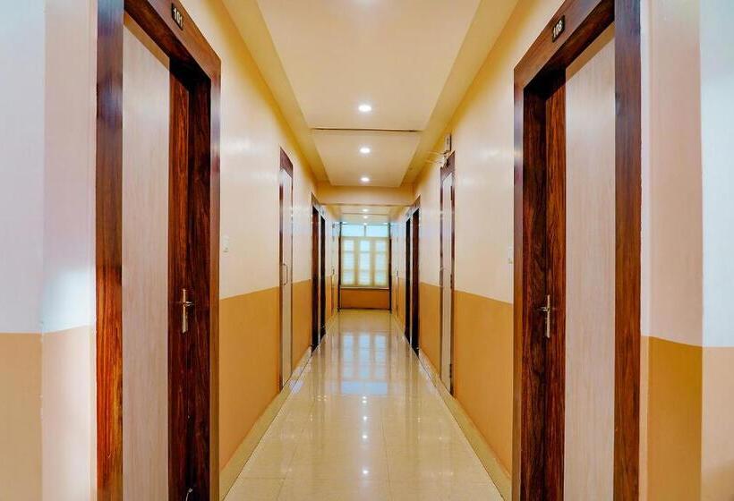 Hotelli The Kanchan Plaza