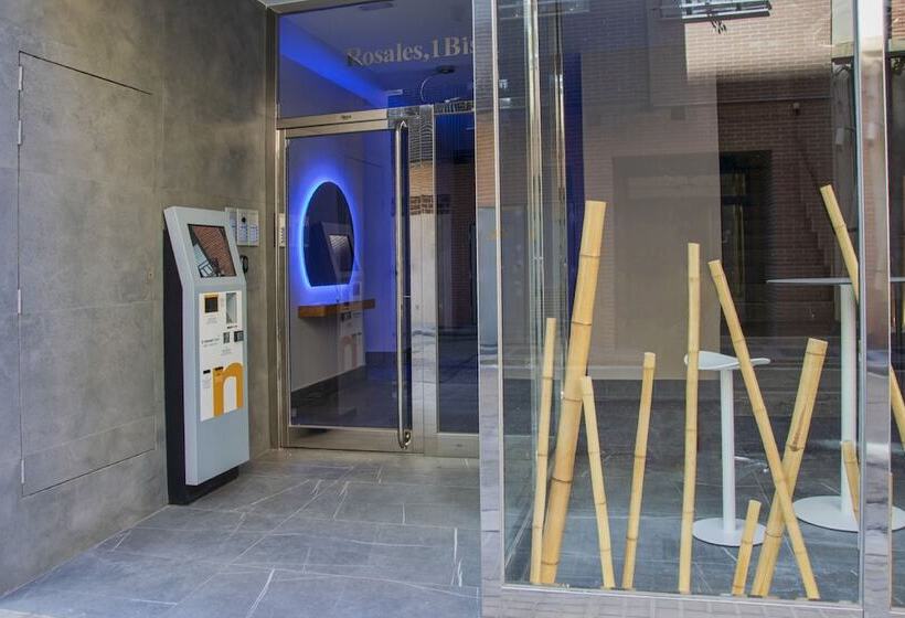 Aparthotel Essenzia De Castilla