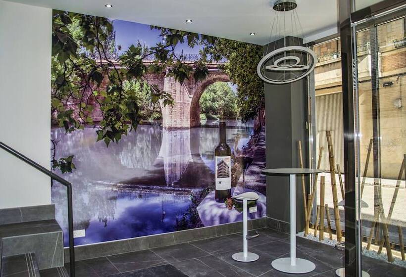 Aparthotel Essenzia De Castilla