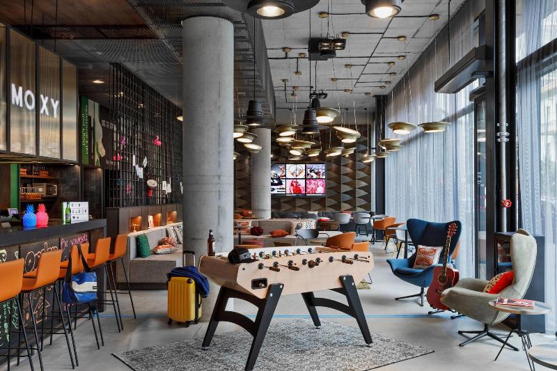 هتل Moxy Kaunas Center