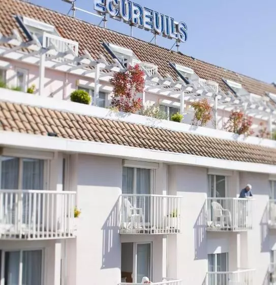 Hotelli Thermes Les Ecureuils