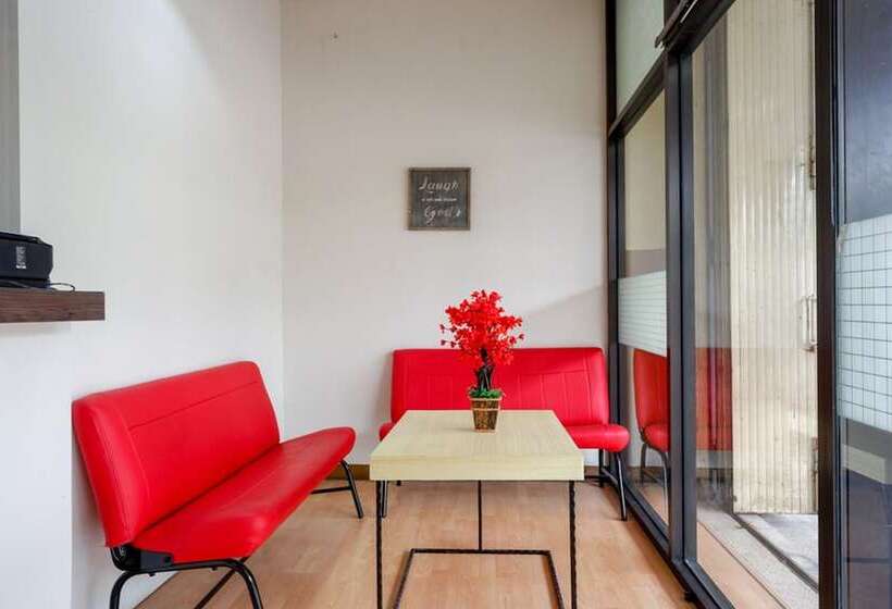 بنسيون Reddoorz Near Pacific Mall Tegal 2