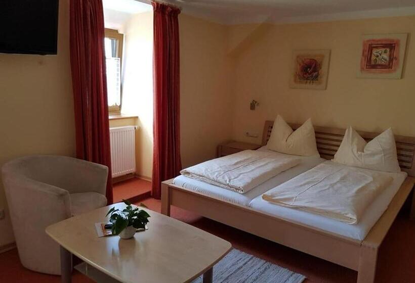 Albergue Garni Edelweiß