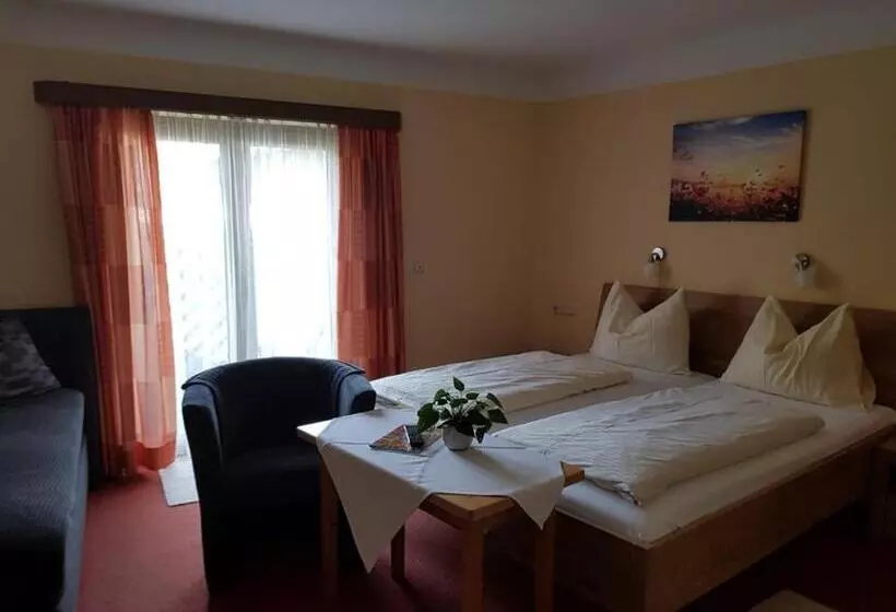 Retkeilymaja Garni Edelweiß