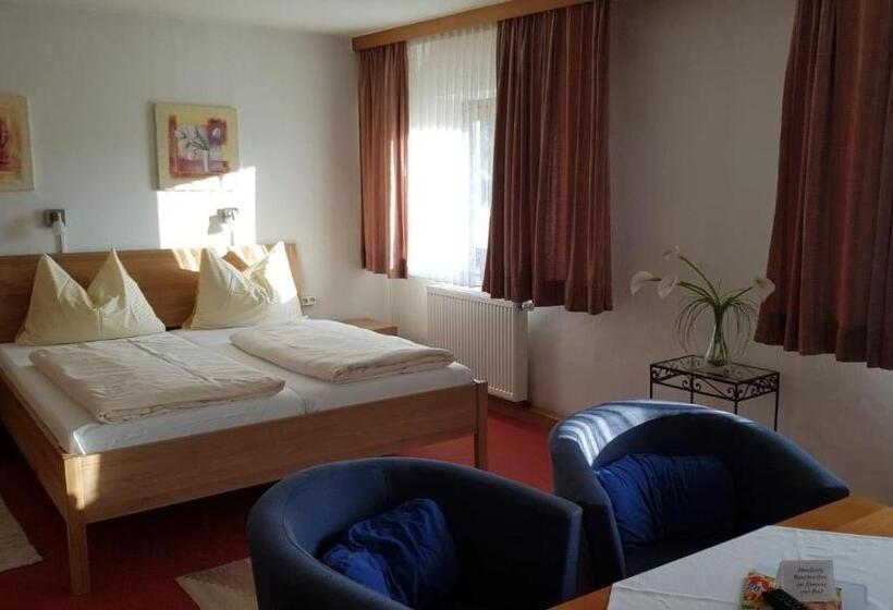 Albergue Garni Edelweiß