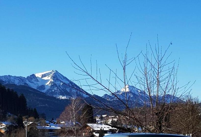 Albergue Garni Edelweiß