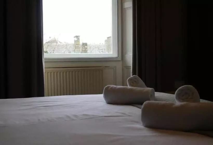 ユースホステル Norfolk Arms