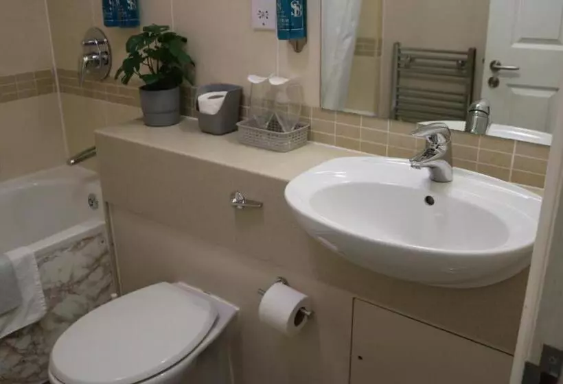 ユースホステル Norfolk Arms