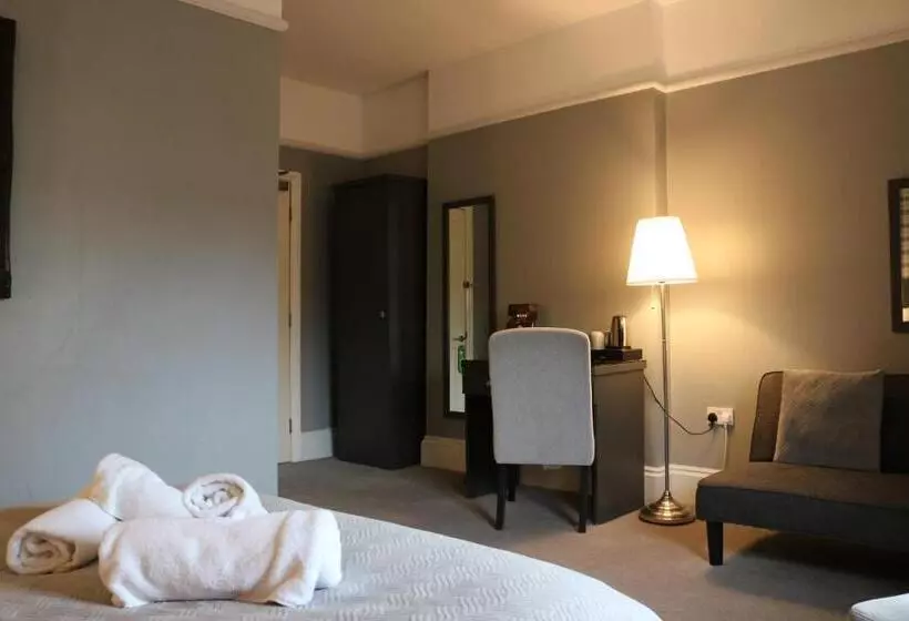 ユースホステル Norfolk Arms