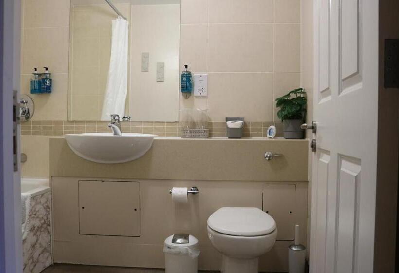 Albergue Norfolk Arms