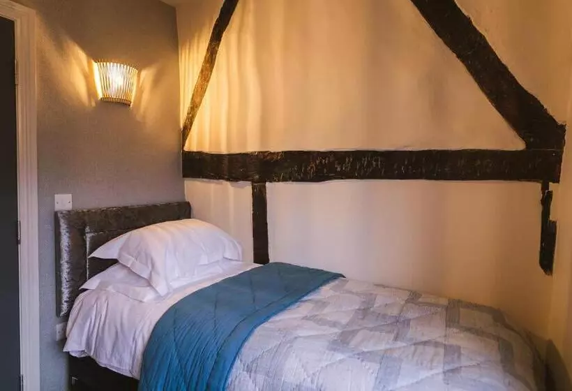 ユースホステル The Rose & Crown