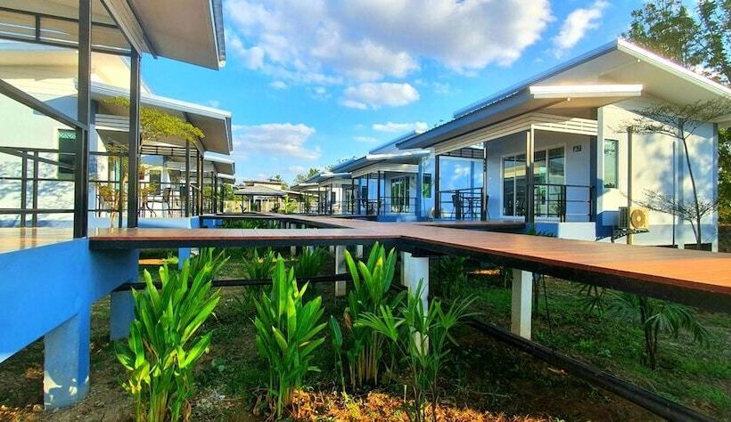 בית מלון כפרי Hideaway Resort Buriram