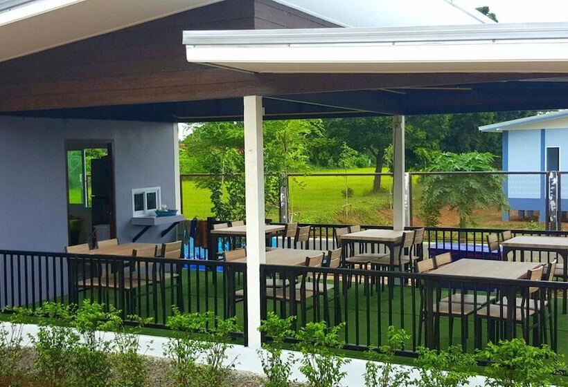 בית מלון כפרי Hideaway Resort Buriram