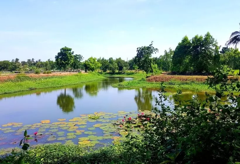 هتل Hideaway Resort Buriram