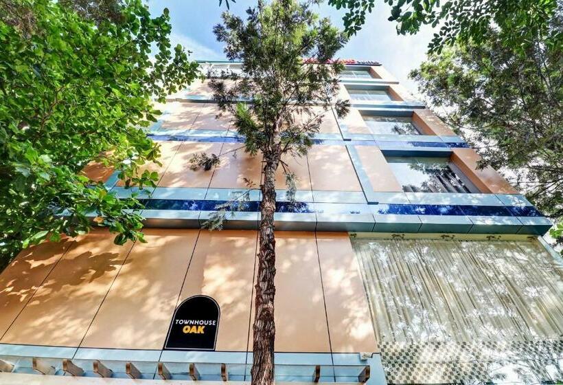 בית מלון כפרי Townhouse Oak Dreamland Suites