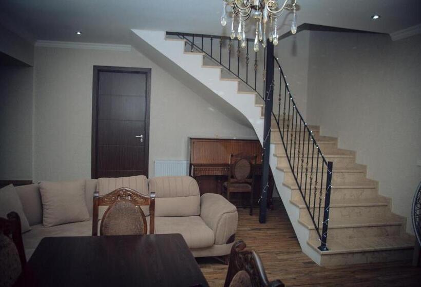 پانسیون Dreamland Guest House