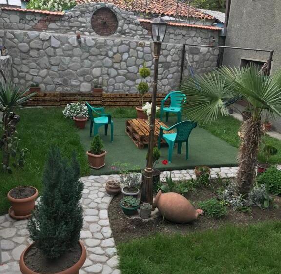 پانسیون Dreamland Guest House