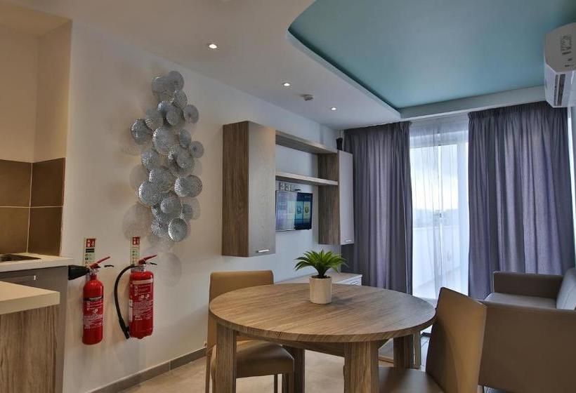 پانسیون Lokali Rooms