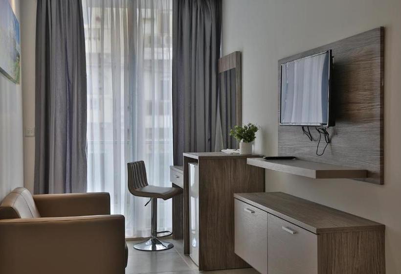 پانسیون Lokali Rooms