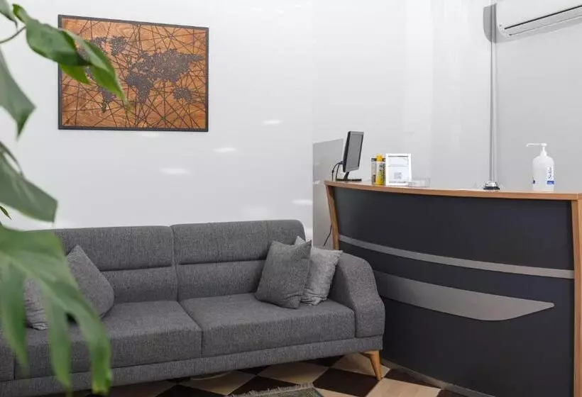 هاستل Homelike Guest House