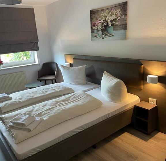 Отель Bispinger Hof