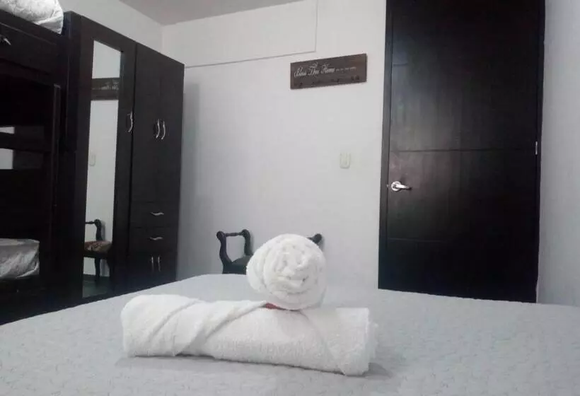 ペンション Alojamiento Cómo En Casa Cerca Al Aeropuerto!!