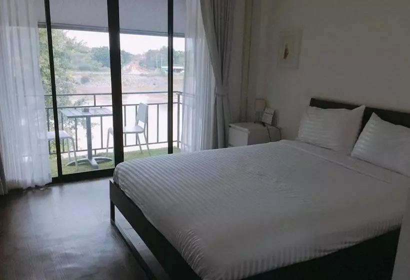 پانسیون Baan Khun Nine