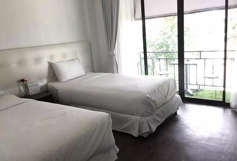 پانسیون Baan Khun Nine