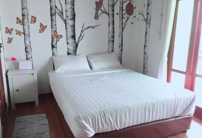 پانسیون Baan Khun Nine