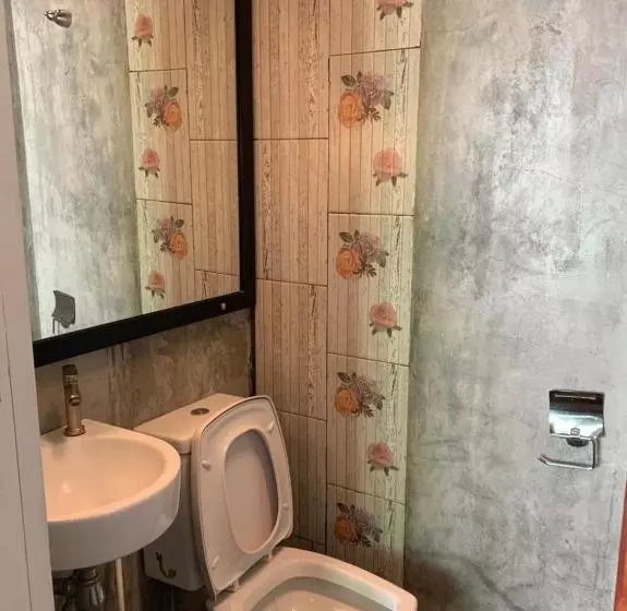 پانسیون Baan Khun Nine