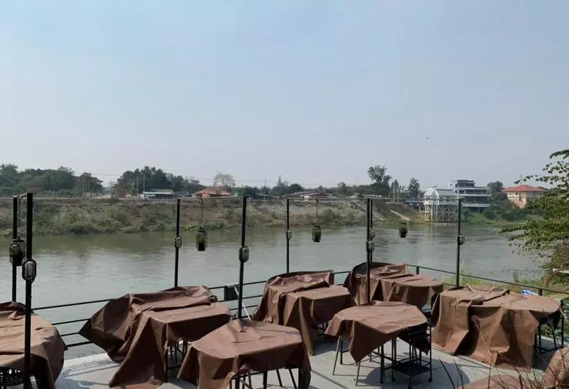 پانسیون Baan Khun Nine