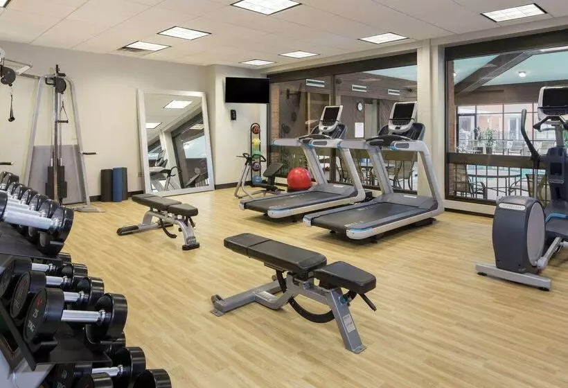 Doubletree By Hilton Hotel Syracuse