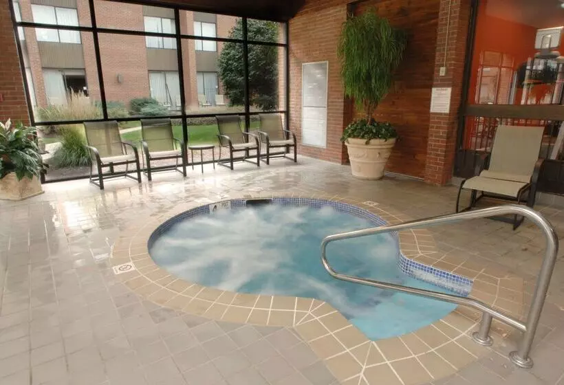 Doubletree By Hilton Hotel Syracuse