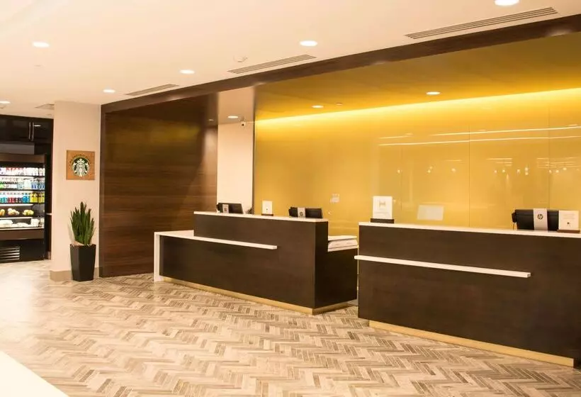 Doubletree By Hilton Hotel Syracuse