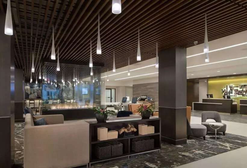 Doubletree By Hilton Hotel Syracuse