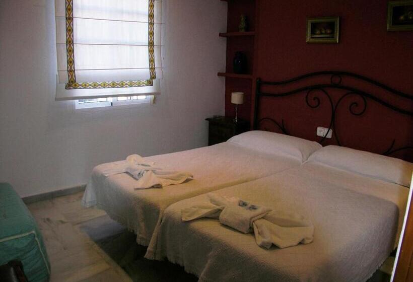 هتل El Campanario