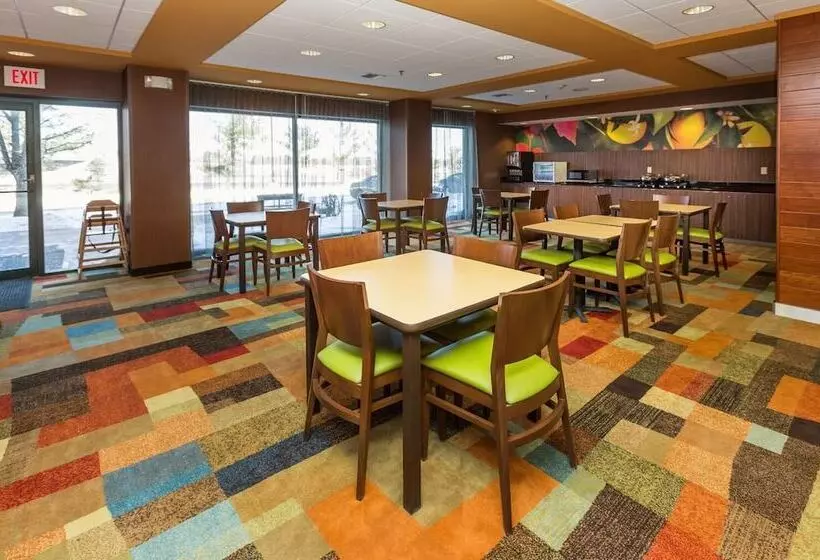 فندق Fairfield Inn & Suites Des Moines West
