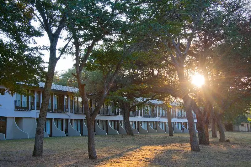 Hotelli Hwange Safari Lodge