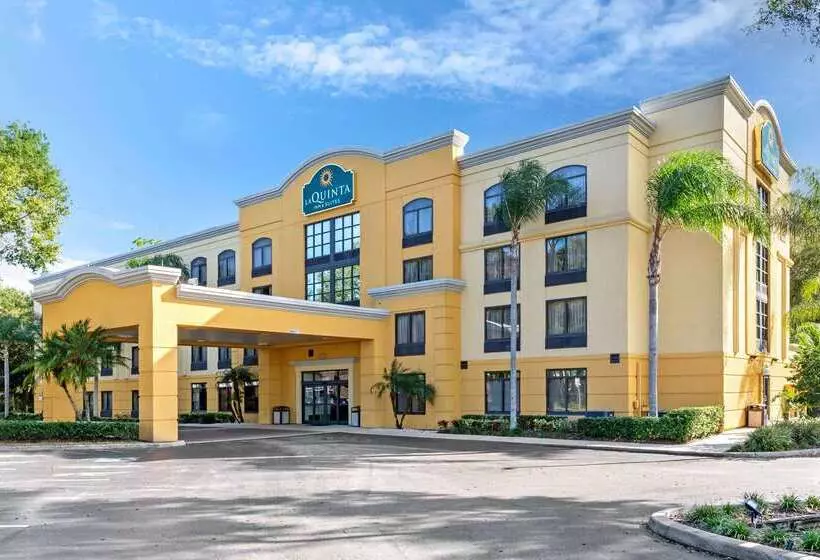 هتل La Quinta Inn & Suites By Wyndham Tampa North I75